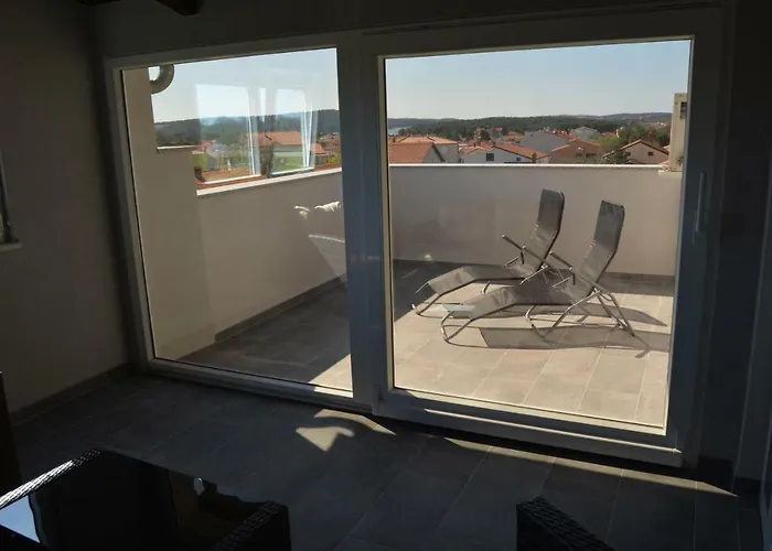 Medulin Apartment + Studio Rimac